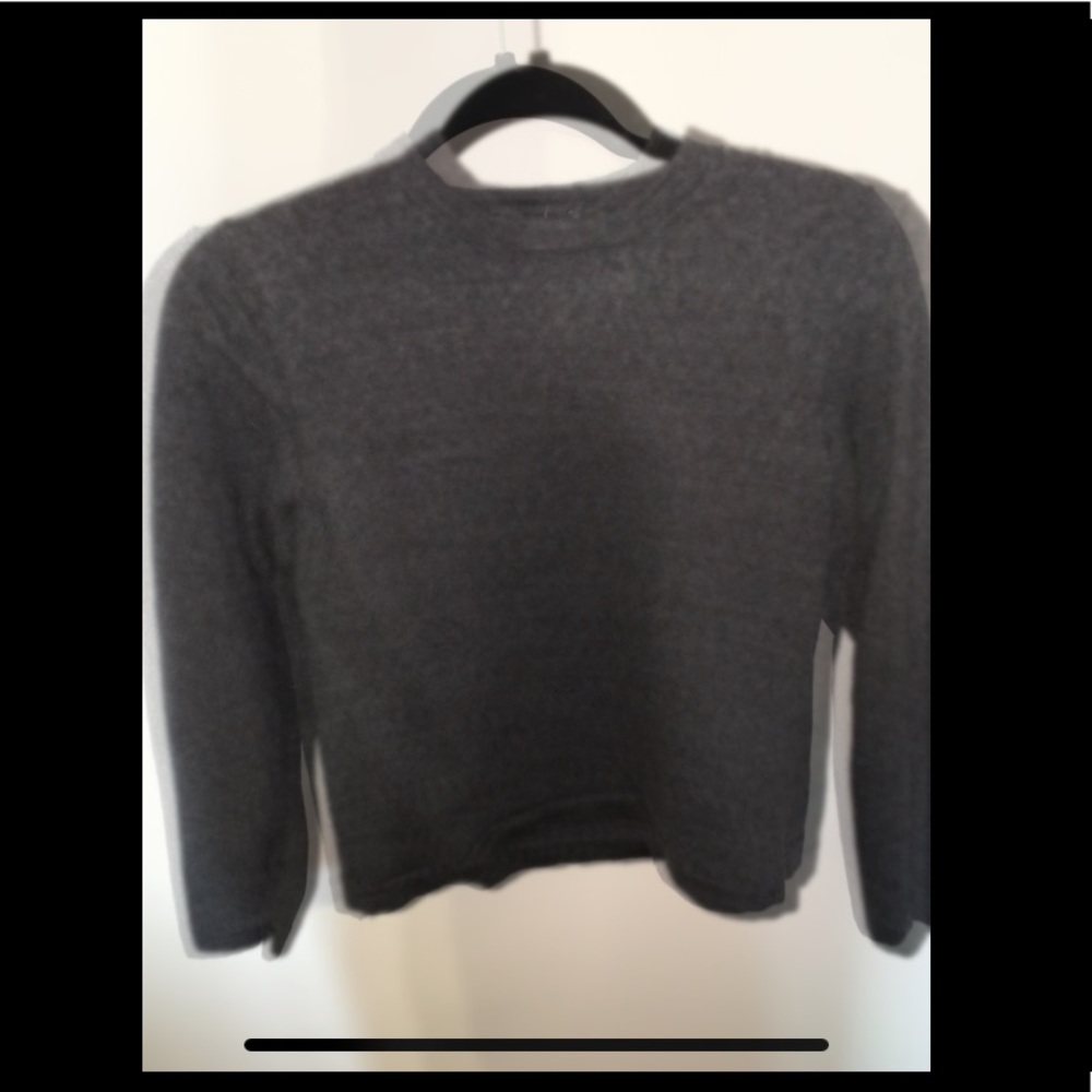 Crew neck sweater